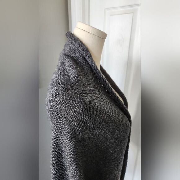 Zara grey knit Shawl Batwing shrug sweater - Size Medium - Picture 6 of 10